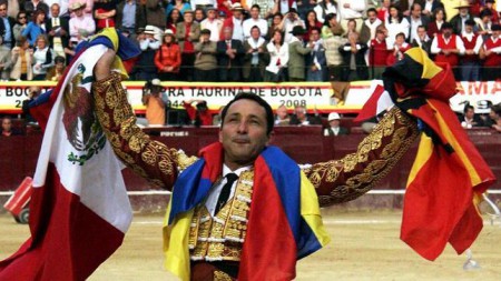 LA CORTE CONSTITUCIONAL DE COLOMBIA PERMITE QUE VUELVAN LAS CORRIDAS DE TOROS A BOGOTA.